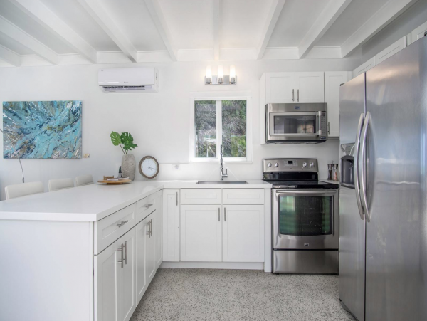 Islamorada Three Bedroom Home with Full Ocean View & Pool